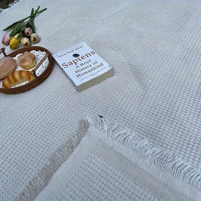 Durable And Lightweight PVC Back Camping Blanket&Picnic Mat- Hand Washed Outdoor Blanket Suitable for All Seasons, Suitable for Lawns, Tents, Travel, And Picnics- High Quality Portable Design, Picnic Blanket, Travel Picnic Accessories, Simple And B