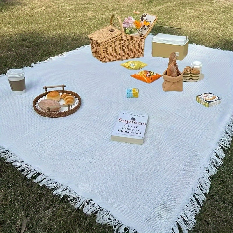 Durable And Lightweight PVC Back Camping Blanket&Picnic Mat- Hand Washed Outdoor Blanket Suitable for All Seasons, Suitable for Lawns, Tents, Travel, And Picnics- High Quality Portable Design, Picnic Blanket, Travel Picnic Accessories, Simple And B