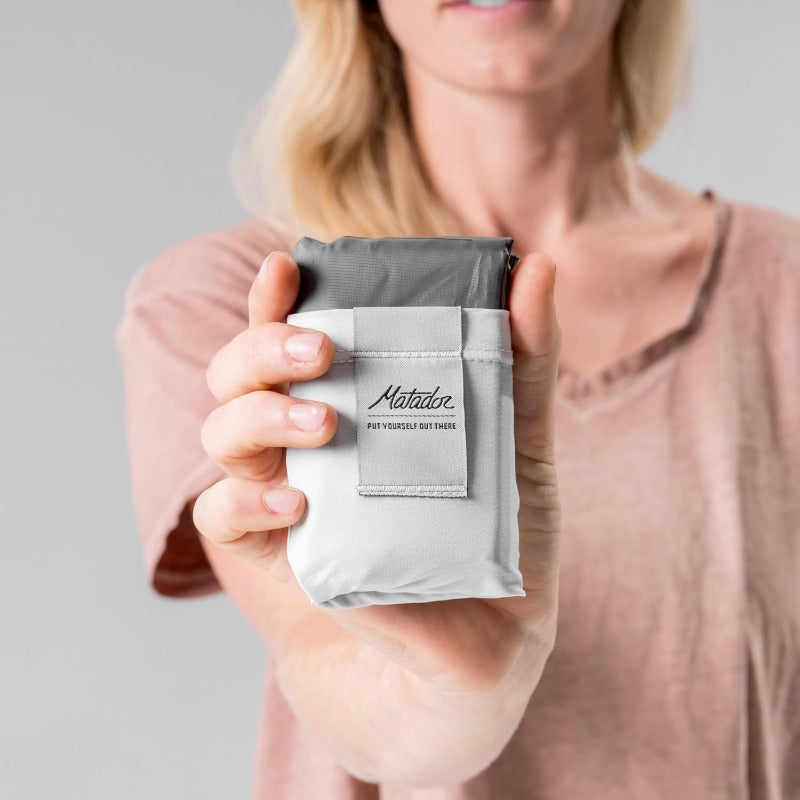 Pocket Blanket 4.0 White Seats 24 - Large 63\